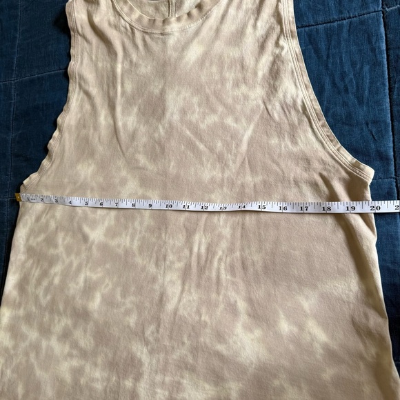 Lululemon Women's All Yours Tank Top Tie Dye Size 8 - Picture 7 of 7